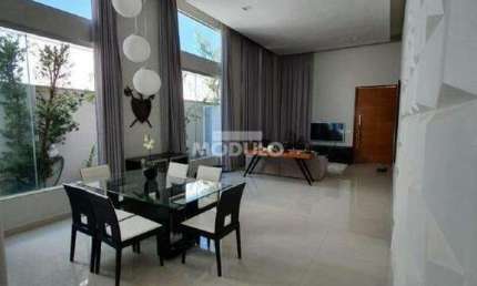 Casa residencial de condomínio para locação, bairro JARDIM INCONFIDENCIA com 3 quartos