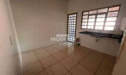 CASA RESIDENCIAL à venda, 2 quartos, 3 vagas, Morumbi - Uberlândia/MG