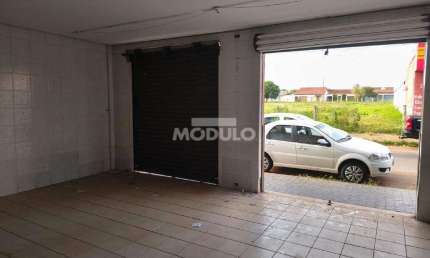 Loja comercial para locação, bairro Custodio Pereira