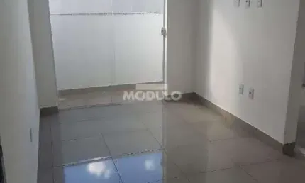 Apartamento à venda na Rua Voluntários da Pátria, --, Tubalina, Uberlândia