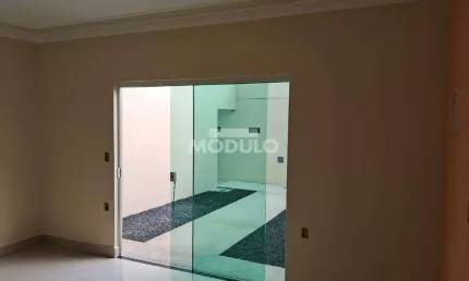 CASA RESIDENCIAL à venda, 2 quartos, 1 suíte, 2 vagas, JARDIM IPANEMA - Uberlândia/MG
