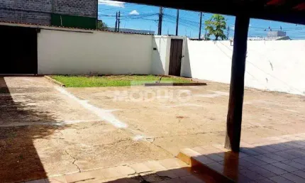 CASA RESIDENCIAL à venda, 3 quartos, 6 vagas, MARTA HELENA - Uberlândia/MG