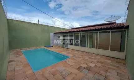 CASA RESIDENCIAL à venda, 3 quartos, 1 suíte, 4 vagas, NOSSA SENHORA DAS GRACAS - Uberlândia/MG