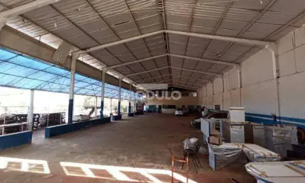 Galpão comercial para locação, bairro Segismundo Pereira