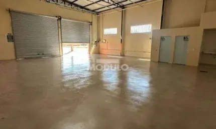 Barracão / Galpão / Depósito para alugar na Rua Maria Aparecida Peixoto, --, Santa Rosa, Uberlândia