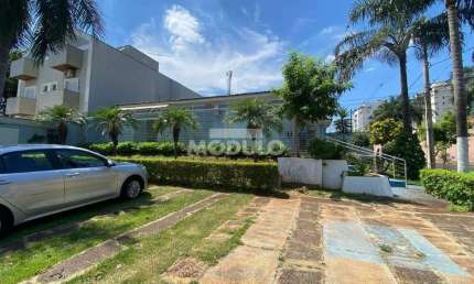 Casa Comrecial para locação, bairro Vigilato Pereira