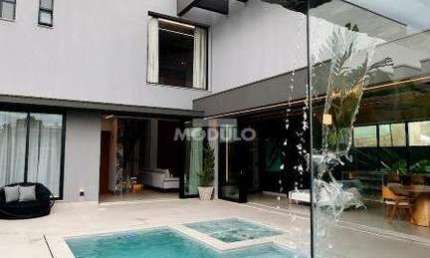 CASA DE CONDOMÍNIO à venda, 5 quartos, 5 suítes, 4 vagas, Laranjeiras - Uberlândia/MG