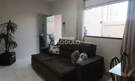 CASA RESIDENCIAL à venda, 2 quartos, 2 vagas, JARDIM IPANEMA - Uberlândia/MG