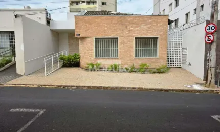 Casa comercial para alugar na Rua Bernardo Guimarães, --, Fundinho, Uberlândia