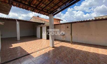 Casa comercial à venda na Rua Beijosbrancos, --, Cidade Jardim, Uberlândia