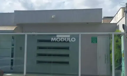 Casa comercial para alugar na Rua Bernardo Cupertino, --, Martins, Uberlândia