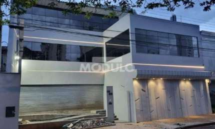 Casa comercial para alugar na Avenida Getúlio Vargas, --, Centro, Uberlândia