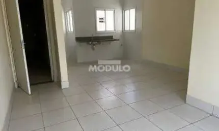 APARTAMENTO à venda, 3 quartos, 1 suíte, 1 vaga, Tubalina - Uberlândia/MG