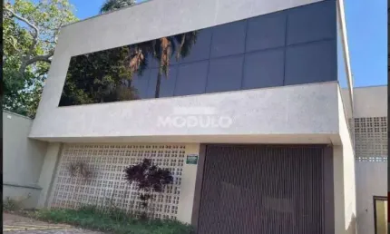 Prédio para alugar na Rua Beijos-Brancos, --, Cidade Jardim, Uberlândia