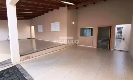 Casa residencial para locação bairro Tibery com 4 quartos