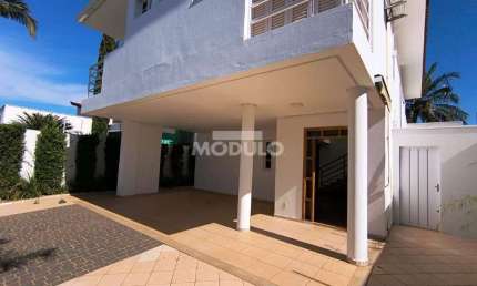 Casa residencial para locação, bairro Morada da Colina com 4 quartos