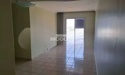 Apartamento residencial para locação, bairro Custodio Pereira com 3 quartos