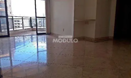 Apartamento residencial para locação, bairro Fundinho com 3 quartos