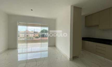 Apartamento Residencial para locação no Santa Mônica com 3 quartos