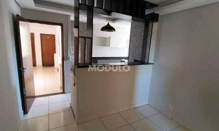 Apartamento para locação bairro Jardim Holanda com 3 quartos