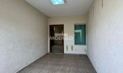 Casa para locação bairro Nossa Senhora Aparecida com 3 quartos