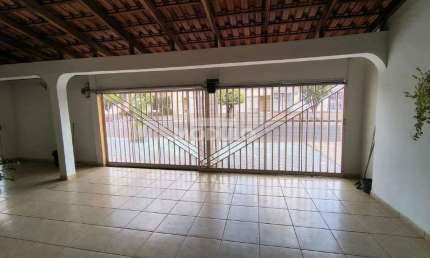 Casa residencial para locação, bairro Jaraguá com 4 quartos