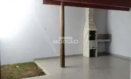 CASA RESIDENCIAL à venda, 3 quartos, 1 suíte, 2 vagas, NOVO MUNDO - Uberlândia/MG