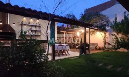 CASA RESIDENCIAL à venda, 3 quartos, 1 suíte, 2 vagas, SAO JORGE - Uberlândia/MG