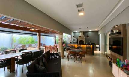 CASA RESIDENCIAL à venda, 3 quartos, 1 suíte, 2 vagas, JARDIM KARAIBA - Uberlândia/MG