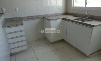 APARTAMENTO à venda, 2 quartos, 1 vaga, Santa Mônica - Uberlândia/MG