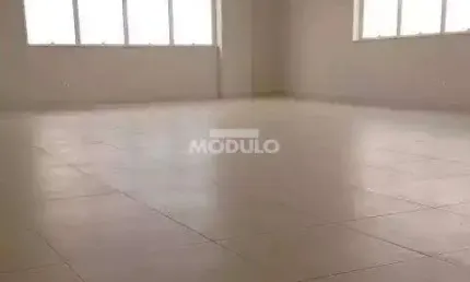 Sala comercial para alugar na Avenida Rondon Pacheco, --, Tabajaras, Uberlândia