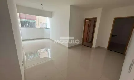APARTAMENTO à venda, 3 quartos, 1 suíte, 2 vagas, Tubalina - Uberlândia/MG