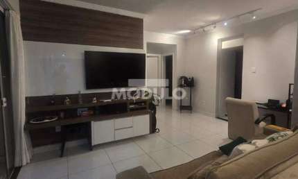 APARTAMENTO à venda, 2 quartos, 1 suíte, 2 vagas, Santa Mônica - Uberlândia/MG