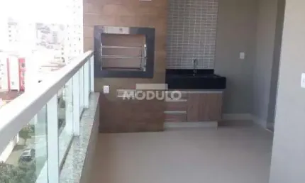 Apartamento para locação, bairro Copacabana com 3 quartos