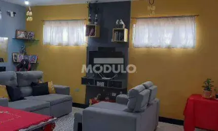 Casa residencial para locação no Bairro Taiaman com 3 quartos