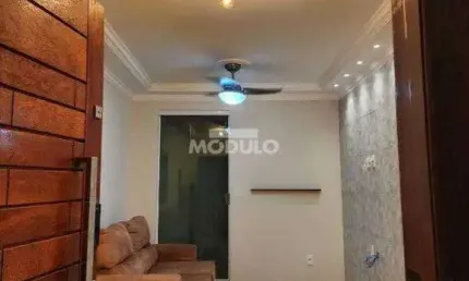 CASA RESIDENCIAL à venda, 3 quartos, 1 suíte, 3 vagas, Granada - Uberlândia/MG