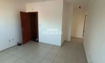 Apartamento para locação no bairro Santa Monica com 3 quartos