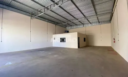 Barracão / Galpão / Depósito para alugar na Rua João Borges Guimarães, --, Shopping Park, Uberlândia
