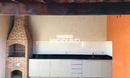 CASA DE CONDOMÍNIO à venda, 2 quartos, 2 vagas, Aclimação - Uberlândia/MG