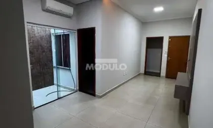 Casa residencial à venda, 3 quartos, 1 suíte, 2 vagas, jardim brasília - uberlândia/mg