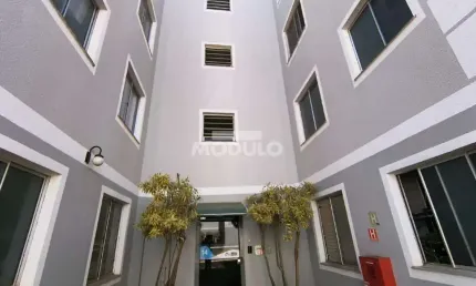 Apartamento com 2 quartos para alugar na Rua SU1, --, Gávea, Uberlândia