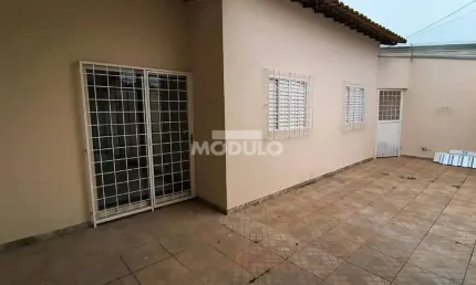 Casa residencial para locação, bairro jardim das palmeiras com 3 quartos
