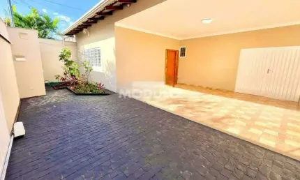 Casa residencial para locação bairro santa mônica com 4 quartos