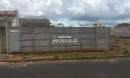 Terreno à venda na Rua José de Lourd Simão, --, Santa Rosa, Uberlândia