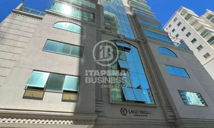 Apartamento com 3 quartos à venda na Rua 207, 414, Meia Praia, Itapema