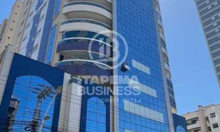 Apartamento com 4 quartos à venda na Rua 207, 3400, Meia Praia, Itapema