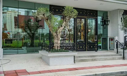 Apartamento com 4 quartos à venda na Rua 313, 900, Meia Praia, Itapema