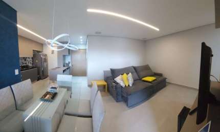 Apto pronto no Torres de Ozanam, vista livre pra Serra, 3 dorms sendo 1 suíte, terraço gourmet e 2 vagas cobertas.
