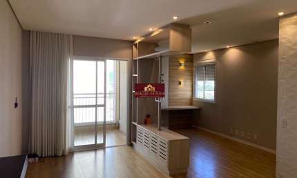 Apto pronto para morar todo com armários planejados, andar alto, 79mts, 2 dorms sendo 1 suíte, sala ampliada, varanda grill e 2 vagas.