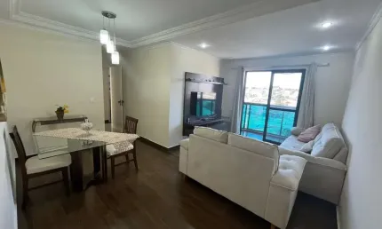 Apto pronto para morar, reformado no condomínio são francisco de assis, varanda, andar alto e vista livre, sol da manhã e 2 vagas cobertas.